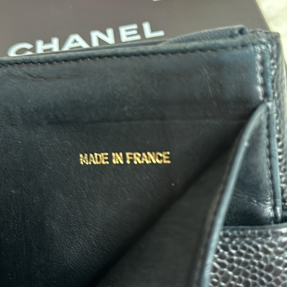💯Authentic Chanel Caviar Short Wallet🍀 - Picture 7 of 15